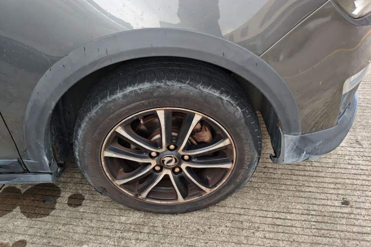 Used FORTHING S500 2017 1.5L Manual Elite Model Right Front Wheel Hub