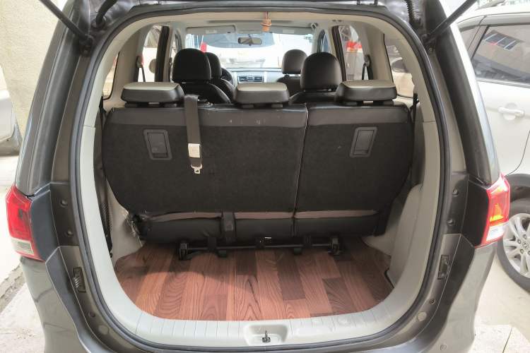 Used FORTHING S500 2017 1.5L Manual Luxury Model Trunk
