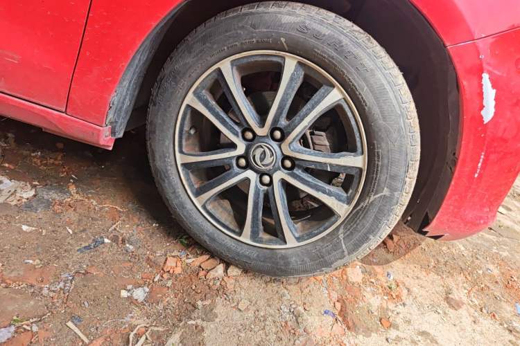 Used FORTHING S500 2017 1.5L Manual Elite Model Right Front Wheel Hub