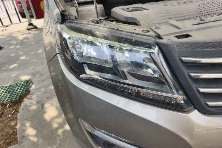 Used FORTHING S500 2017 1.5L Manual Elite Model Right Front Headlight