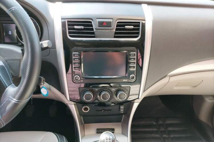 Used FORTHING S500 2017 1.5L Manual Luxury Model Audio And AC Panel