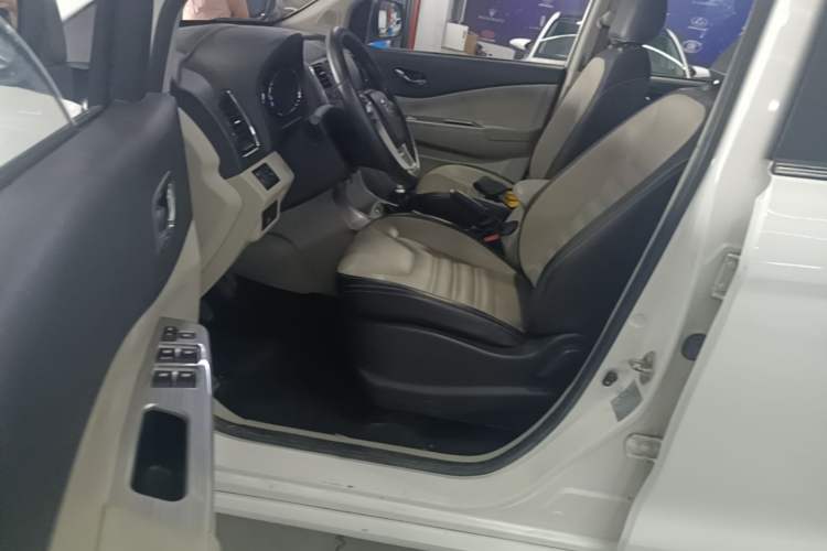 Used FORTHING S500 2017 1.5L Manual Luxury Model Driver Seat