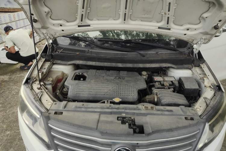 Used FORTHING S500 2017 1.5L Manual Elite Model Engine Bay Right