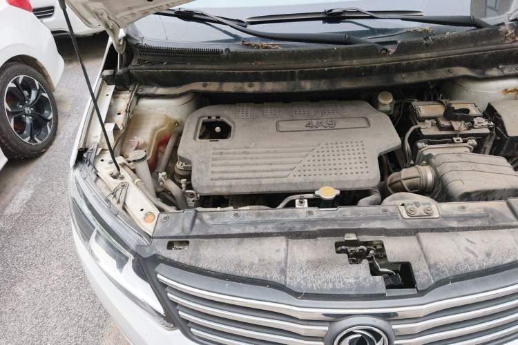 Used FORTHING S500 2017 1.5L Manual Elite Model Engine Bay Right