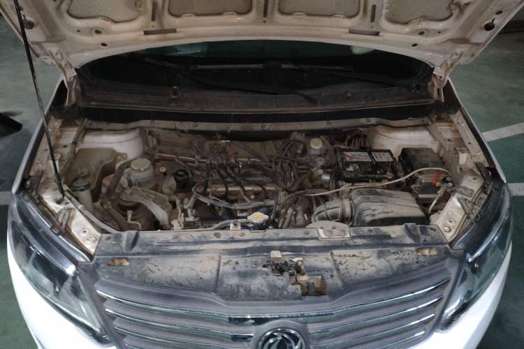 Used FORTHING S500 2017 1.5L Manual Elite Model Engine Bay