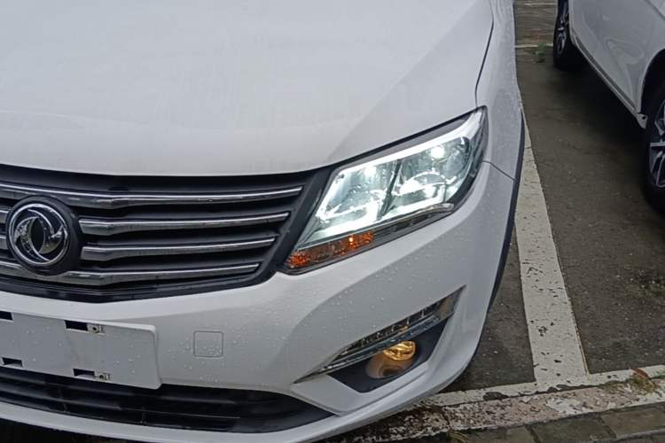 Used FORTHING S500 2017 1.5L Manual Elite Model Left Front Headlight