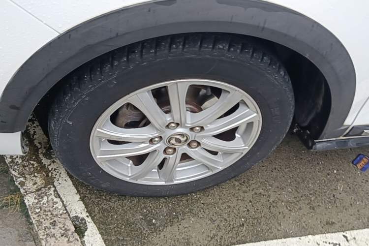 Used FORTHING S500 2017 1.5L Manual Elite Model Left Front Wheel Hub