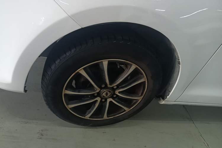 Used FORTHING S500 2017 1.5L Manual Luxury Model Left Front Wheel Hub