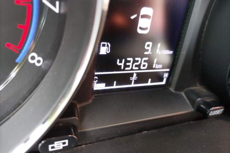 Used FORTHING S500 2017 1.5L Manual Luxury Model Odometer Close Up