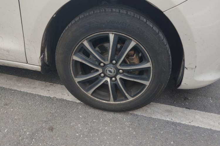 Used FORTHING S500 2017 1.5L Manual Luxury Model Right Front Wheel Hub