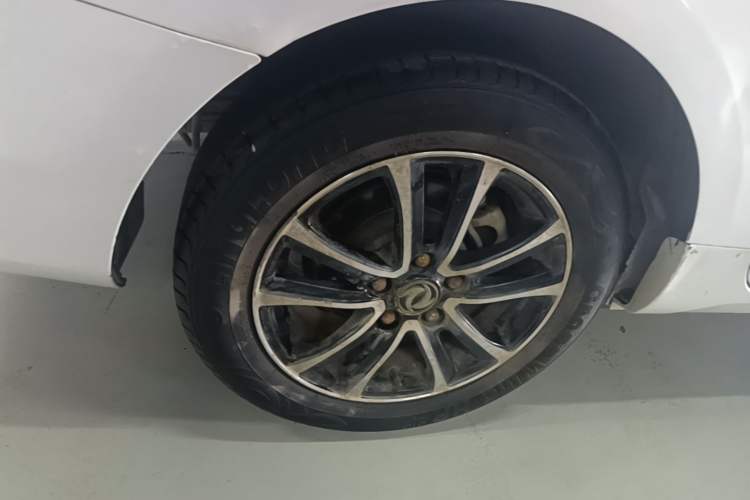 Used FORTHING S500 2017 1.5L Manual Luxury Model Right Rear Wheel Hub
