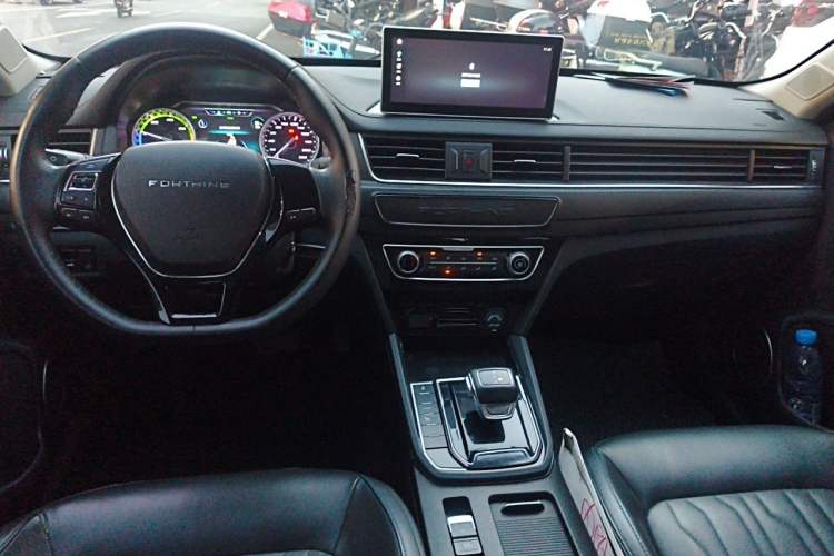 Used FORTHING S60 EV 2022 Comfort Edition Center Console