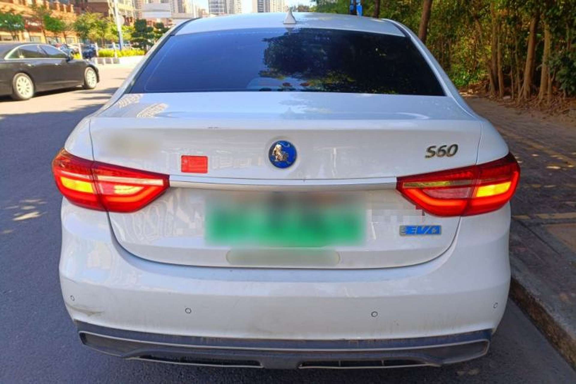 Used FORTHING S60 EV 2022 Comfort Edition Exterior 4