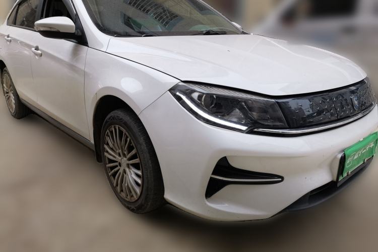 Used FORTHING S60 EV 2022 Comfort Edition Front Right 45 Deg