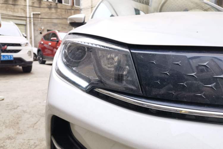 Used FORTHING S60 EV 2022 Comfort Edition Right Front Headlight