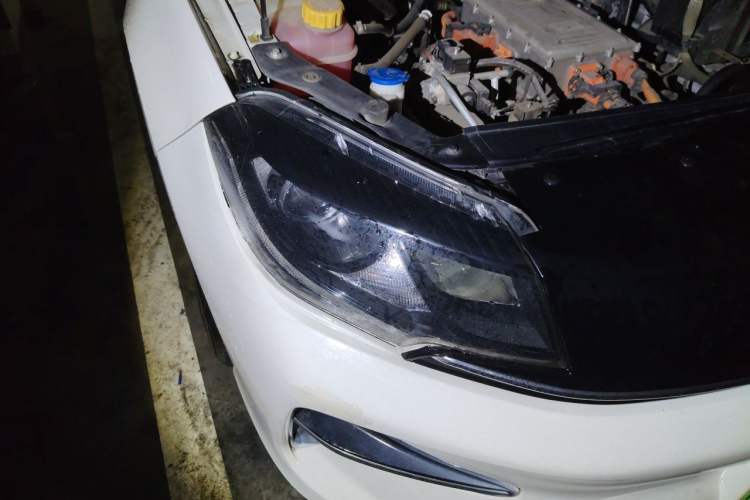 Used FORTHING S60 EV 2022 Comfort Edition Right Front Headlight