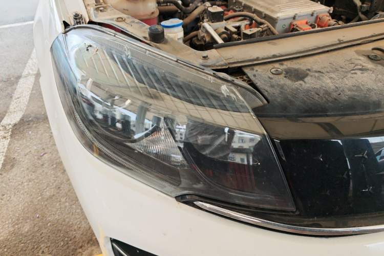 Used FORTHING S60 EV 2022 Comfort Edition Right Front Headlight