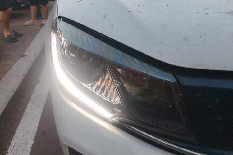 Used FORTHING S60 EV 2022 Comfort Edition Right Front Headlight
