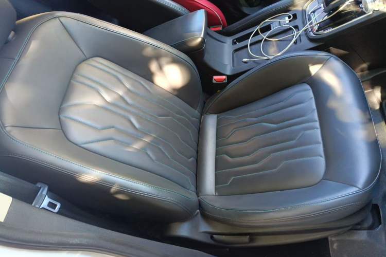 Used FORTHING S60 EV 2022 Comfort Edition Right Front Seat