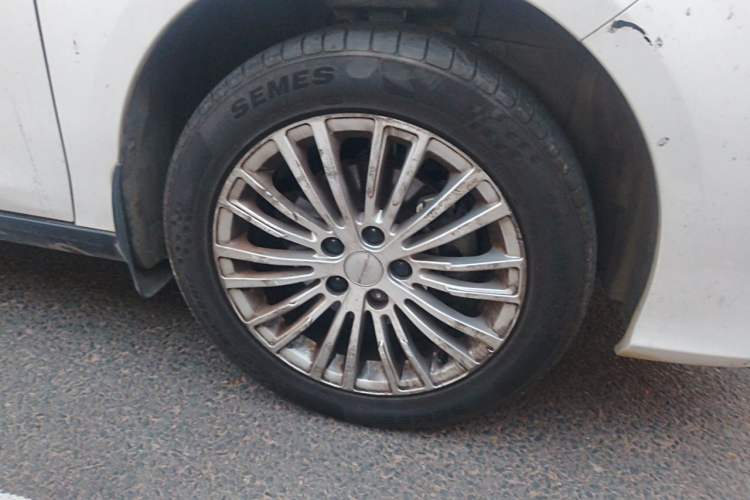 Used FORTHING S60 EV 2022 Comfort Edition Right Front Wheel Hub