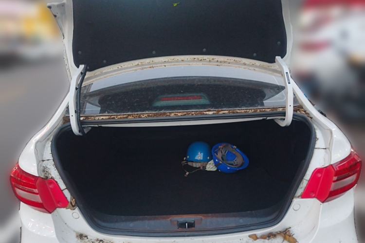 Used FORTHING S60 EV 2022 Comfort Edition Trunk