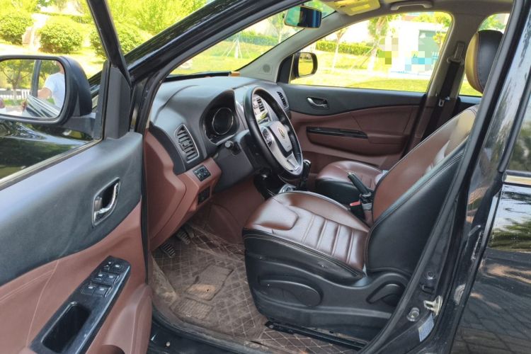 Used FORTHING SX6 2016 1.6L Manual Luxury Model Driver Seat