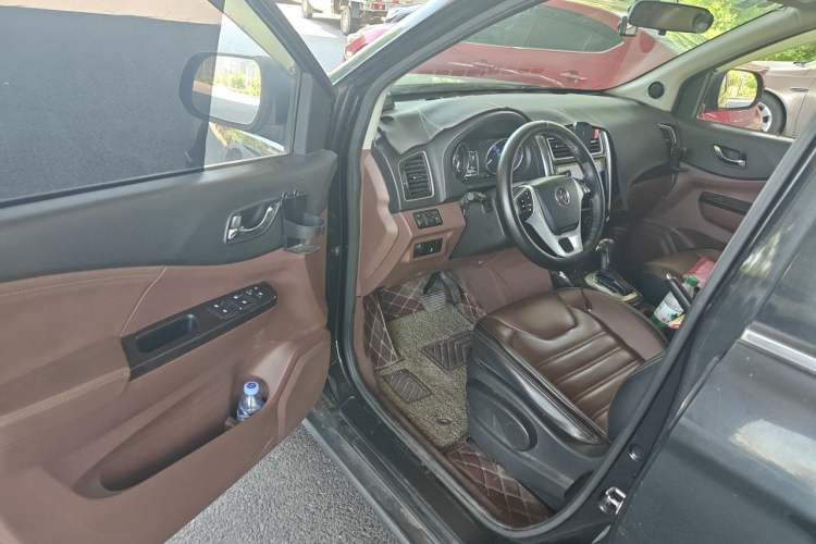Used FORTHING SX6 2016 1.6L CVT Luxury Model Driver Seat