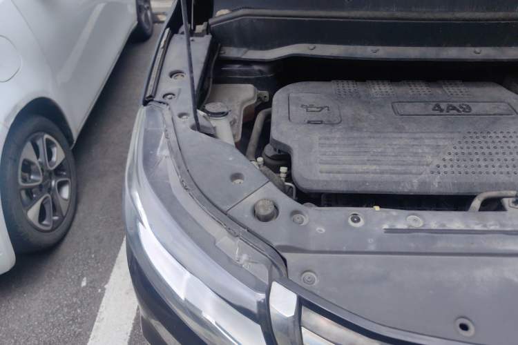 Used FORTHING SX6 2016 1.6L Manual Luxury Model Engine Bay Right