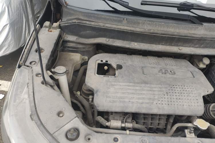 Used FORTHING SX6 2016 1.6L Manual Luxury Model Engine Bay Right