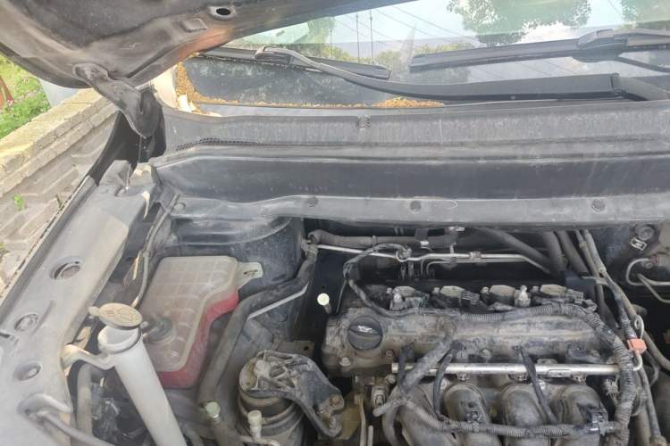 Used FORTHING SX6 2016 1.6L Manual Luxury Model Engine Bay Right