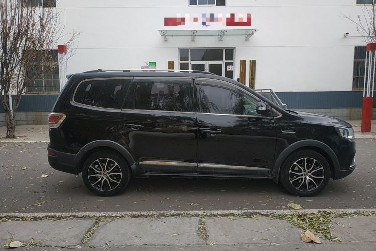 Used FORTHING SX6 2016 1.6L Manual Luxury Model Exterior 2