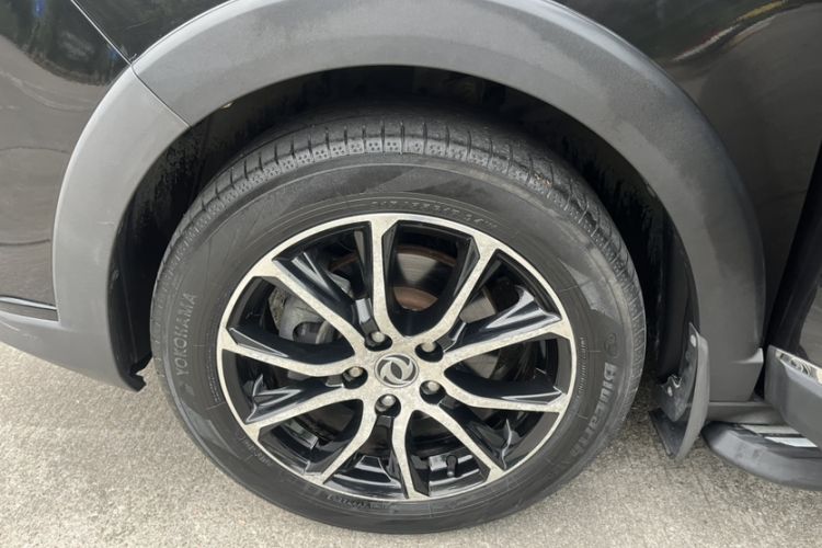 Used FORTHING SX6 2016 1.6L CVT Luxury Model Exterior 9