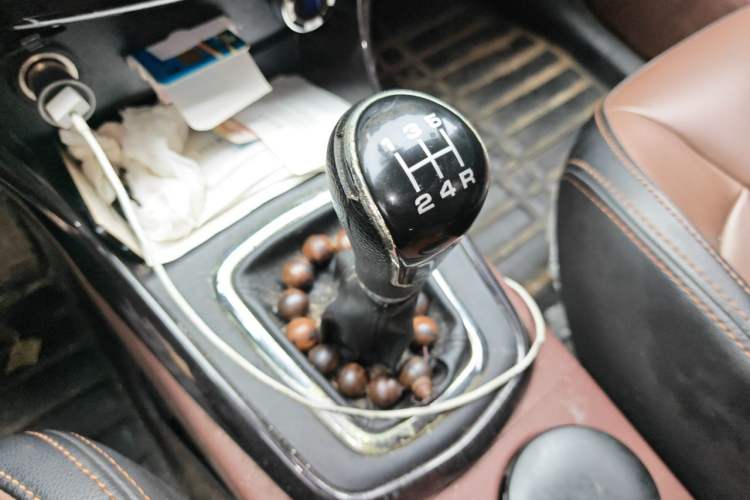 Used FORTHING SX6 2016 1.6L Manual Luxury Model Gear Lever