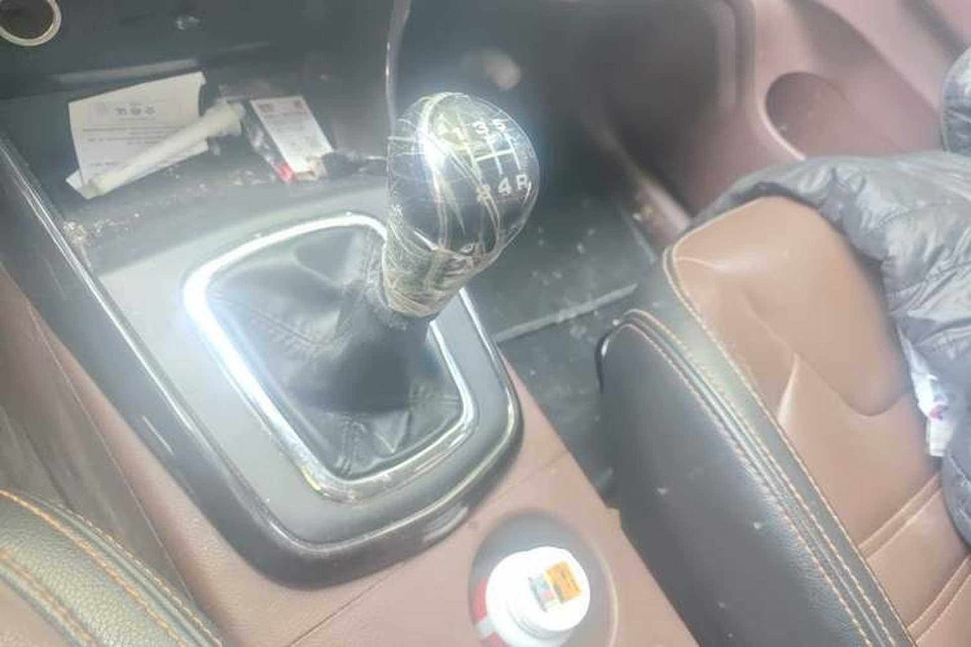 Used FORTHING SX6 2016 1.6L Manual Luxury Model Gear Lever