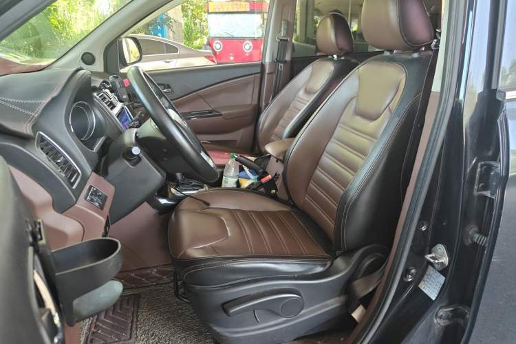 Used FORTHING SX6 2016 1.6L CVT Luxury Model Left Front Seat