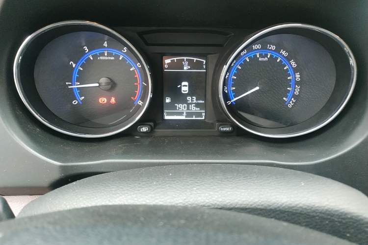Used FORTHING SX6 2016 1.6L Manual Luxury Model Odometer Close Up