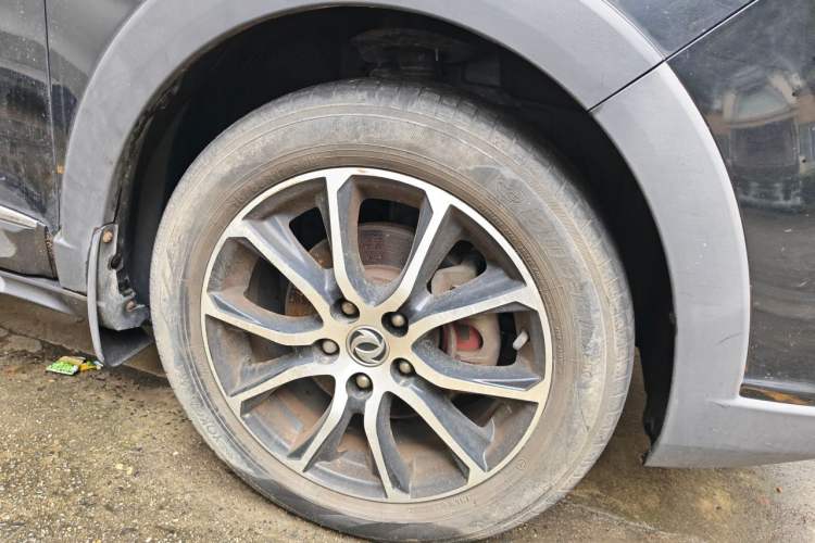 Used FORTHING SX6 2016 1.6L Manual Luxury Model Right Front Wheel Hub