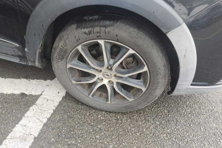 Used FORTHING SX6 2016 1.6L Manual Luxury Model Right Front Wheel Hub