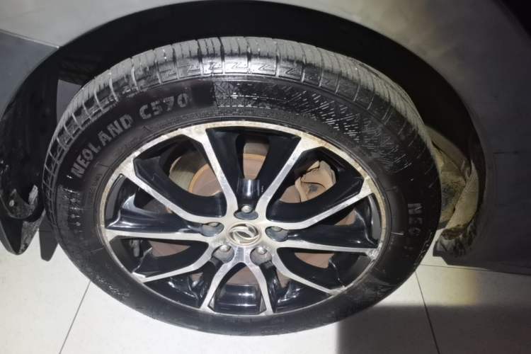 Used FORTHING SX6 2016 1.6L Manual Luxury Model Right Rear Wheel Hub