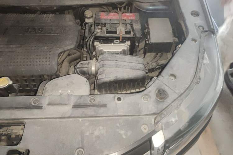 Used FORTHING SX6 2016 1.6L CVT Deluxe Model Engine Bay Left