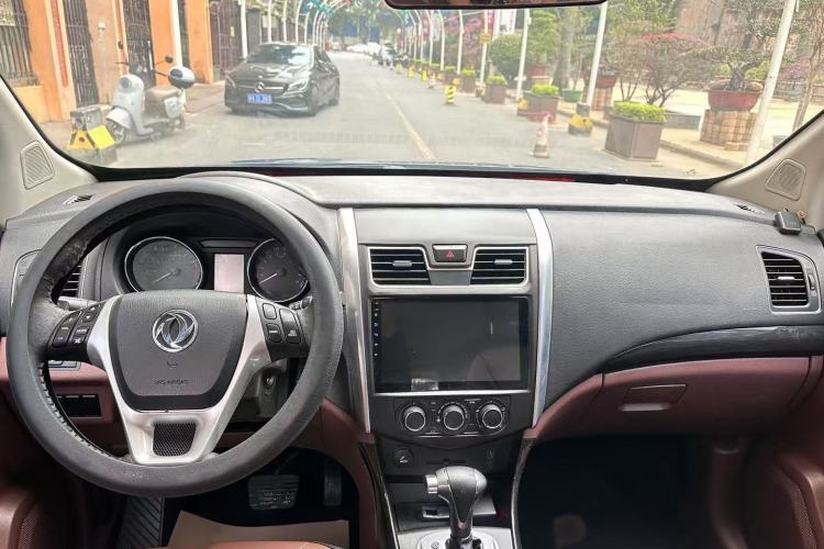 Used FORTHING SX6 2016 1.6L CVT Luxury Model Interior 6