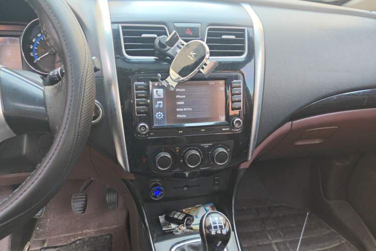 Used FORTHING SX6 2016 1.6L Manual Luxury Model Audio And AC Panel