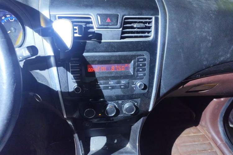 Used FORTHING SX6 2016 1.6L Manual Elite Model Audio And AC Panel