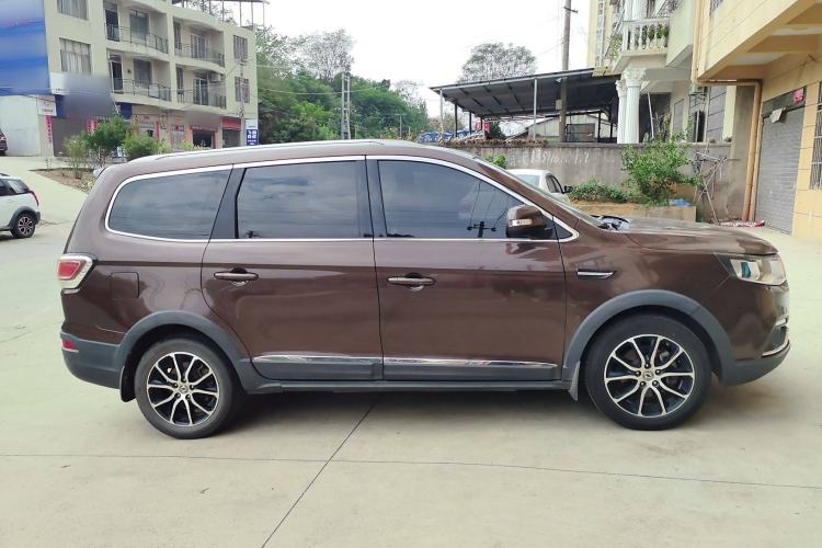 Used FORTHING SX6 2016 2.0L Manual Luxury Version Exterior 2