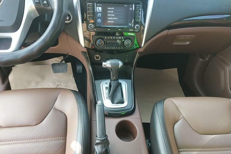 Used FORTHING SX6 2016 1.6L CVT Deluxe Model Gear Lever