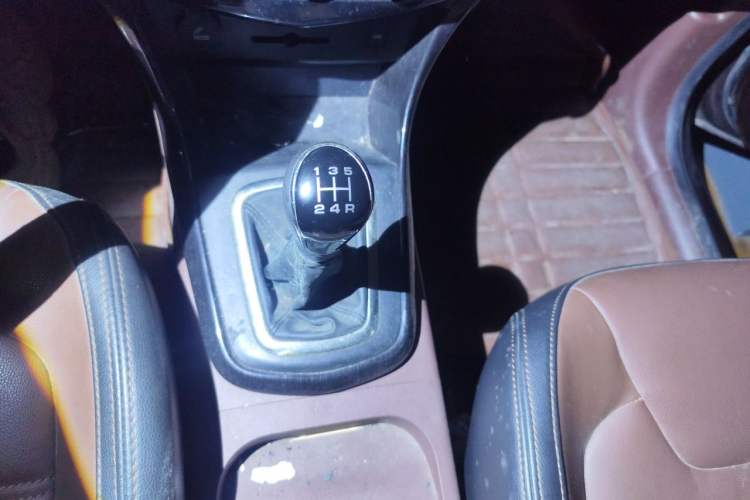 Used FORTHING SX6 2016 1.6L Manual Elite Model Gear Lever