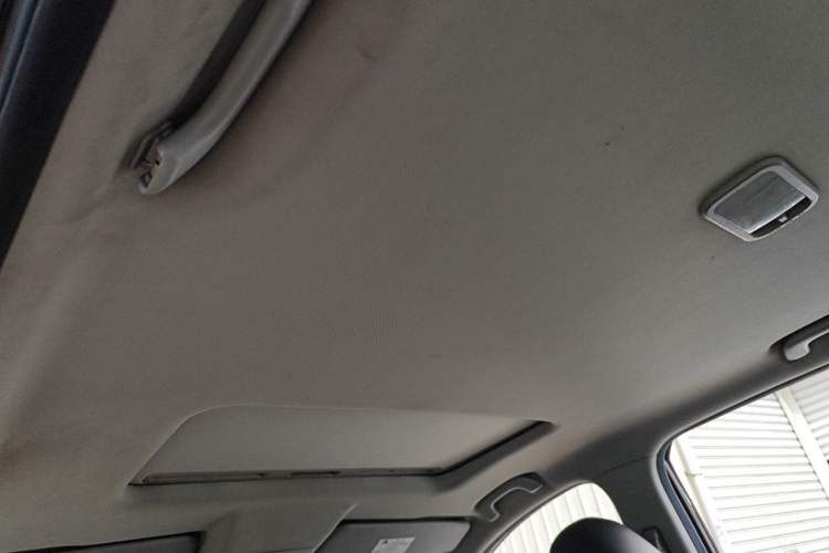Used FORTHING SX6 2016 1.6L Manual Luxury Model Headliner