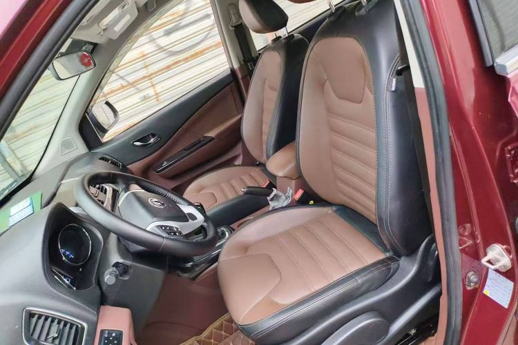Used FORTHING SX6 2016 1.6L Manual Luxury Model Interior 2