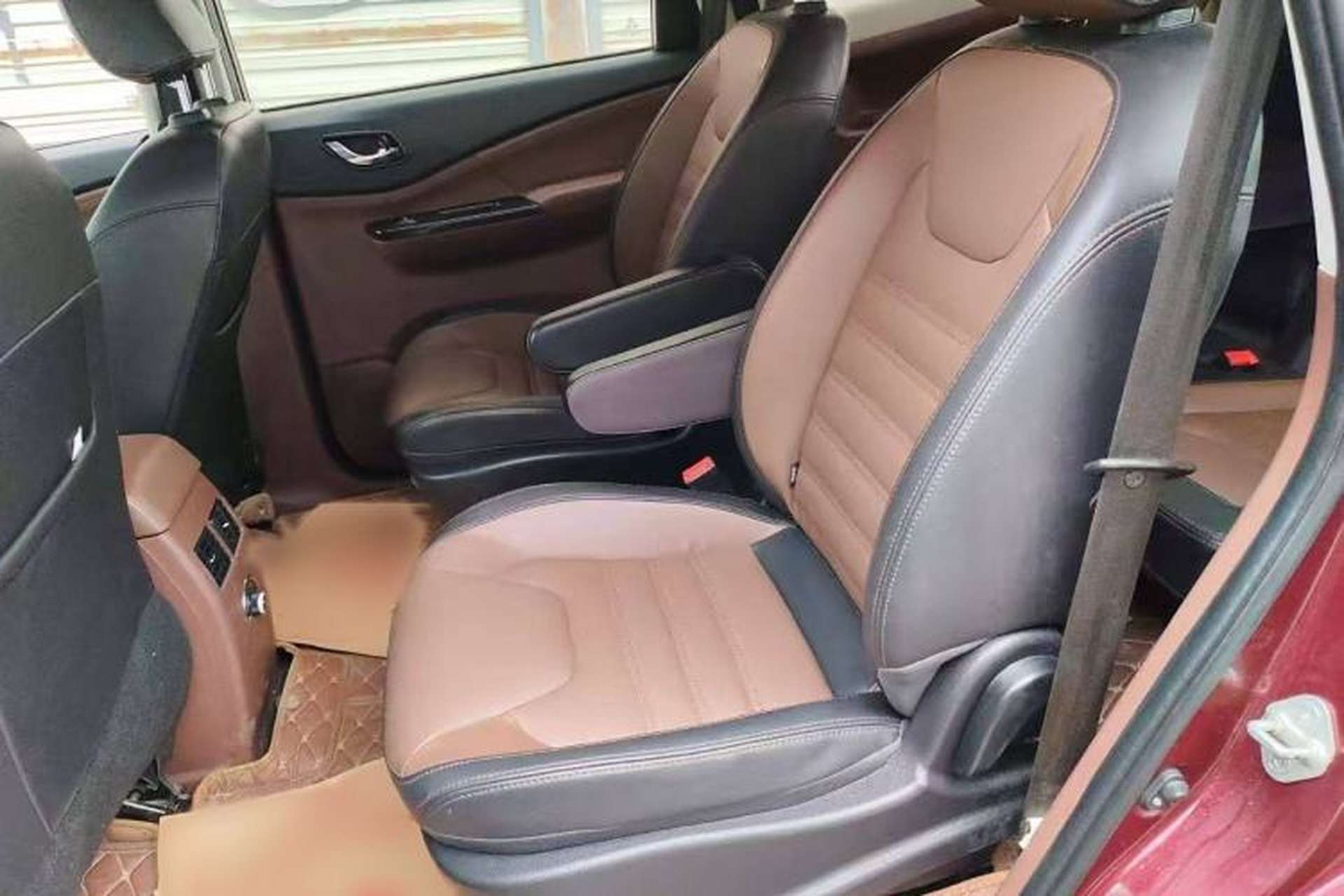 Used FORTHING SX6 2016 1.6L Manual Luxury Model Interior 3