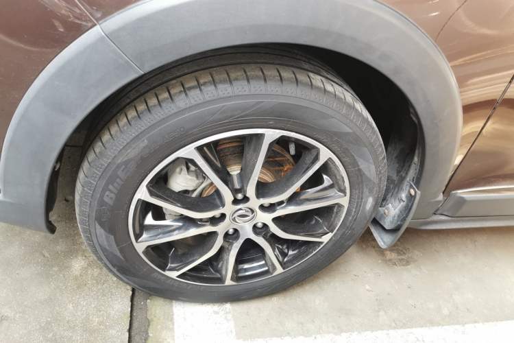 Used FORTHING SX6 2016 1.6L Manual Luxury Model Left Front Wheel Hub